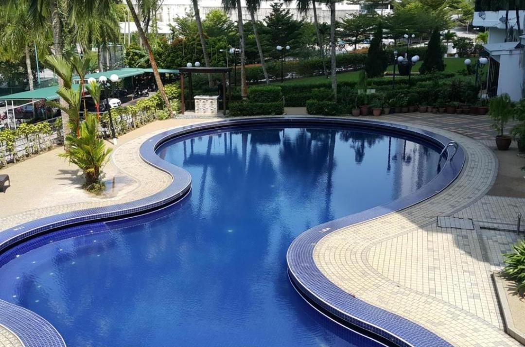 Batu Ferringhi Luxury Seaview Suite - 3Br Екстериор снимка