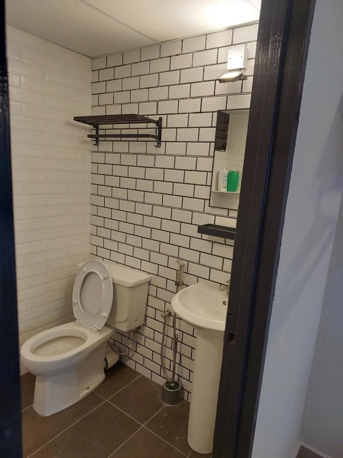 Batu Ferringhi Luxury Seaview Suite - 3Br Екстериор снимка