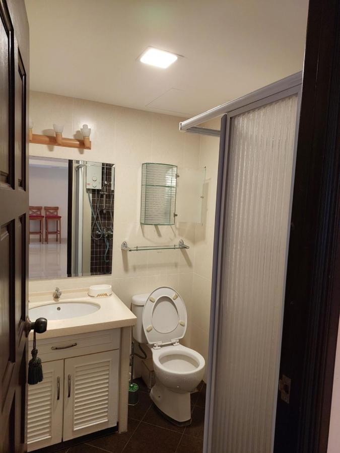 Batu Ferringhi Luxury Seaview Suite - 3Br Екстериор снимка