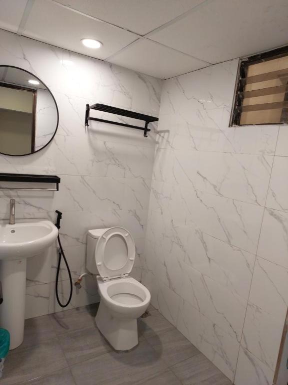 Batu Ferringhi Luxury Seaview Suite - 3Br Екстериор снимка